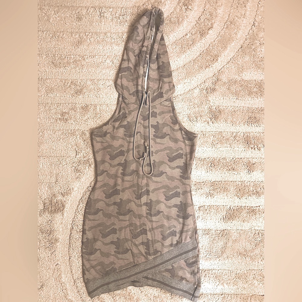 NWOT Venus Camo Sport Dress